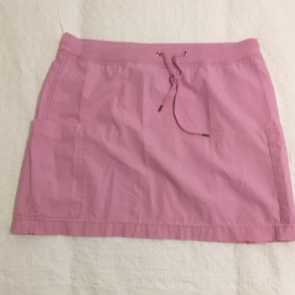 Gap athletic skirt